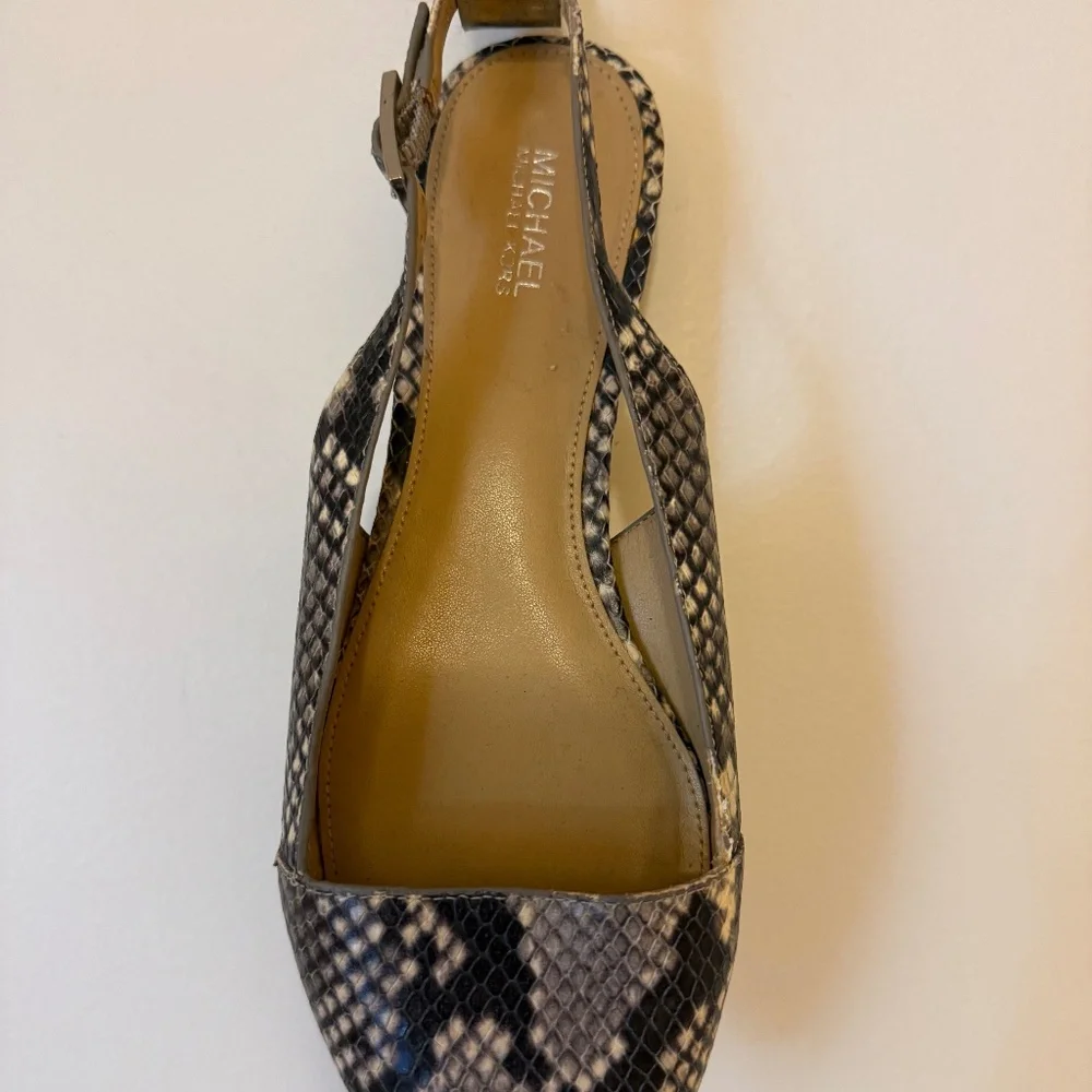 VERY GOOD CONDITION, 7.5 WOMENS, MICHAEL KORS SLINGS - Picture 2 of 6